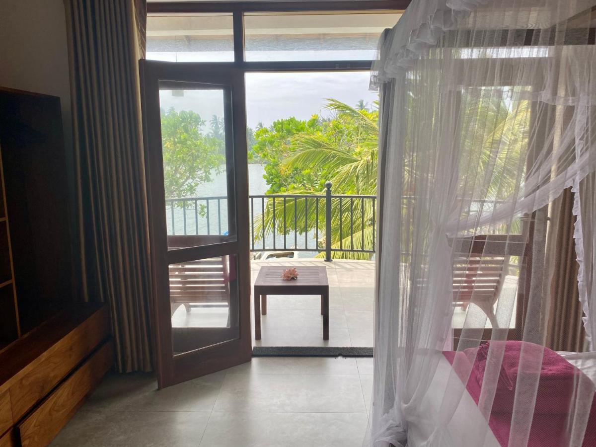 Villa Riverside Aluthgama Eksteriør billede