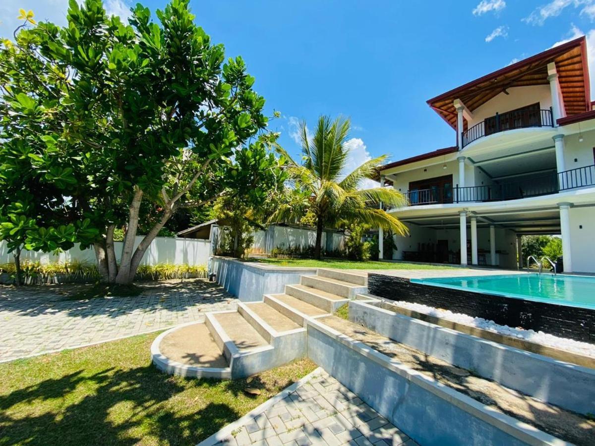 Villa Riverside Aluthgama Eksteriør billede