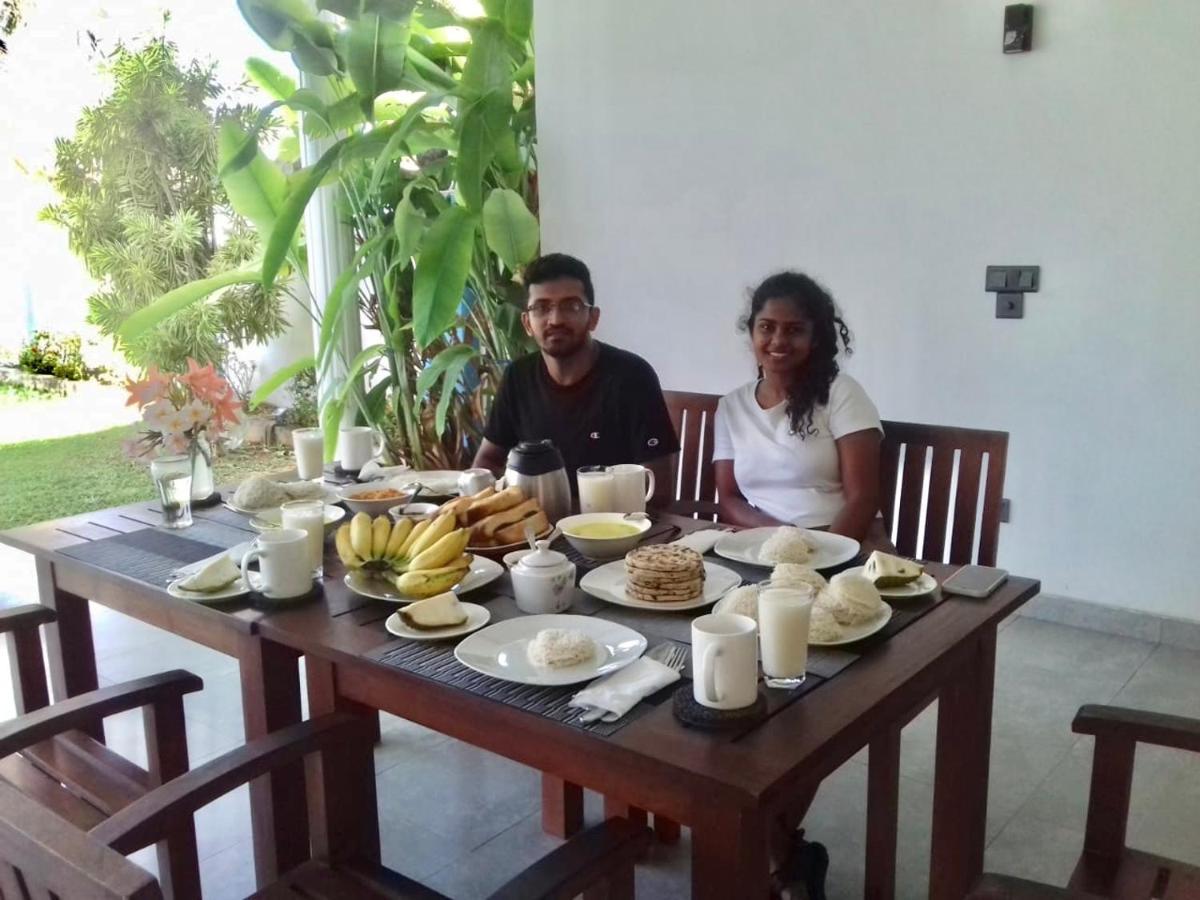 Villa Riverside Aluthgama Eksteriør billede