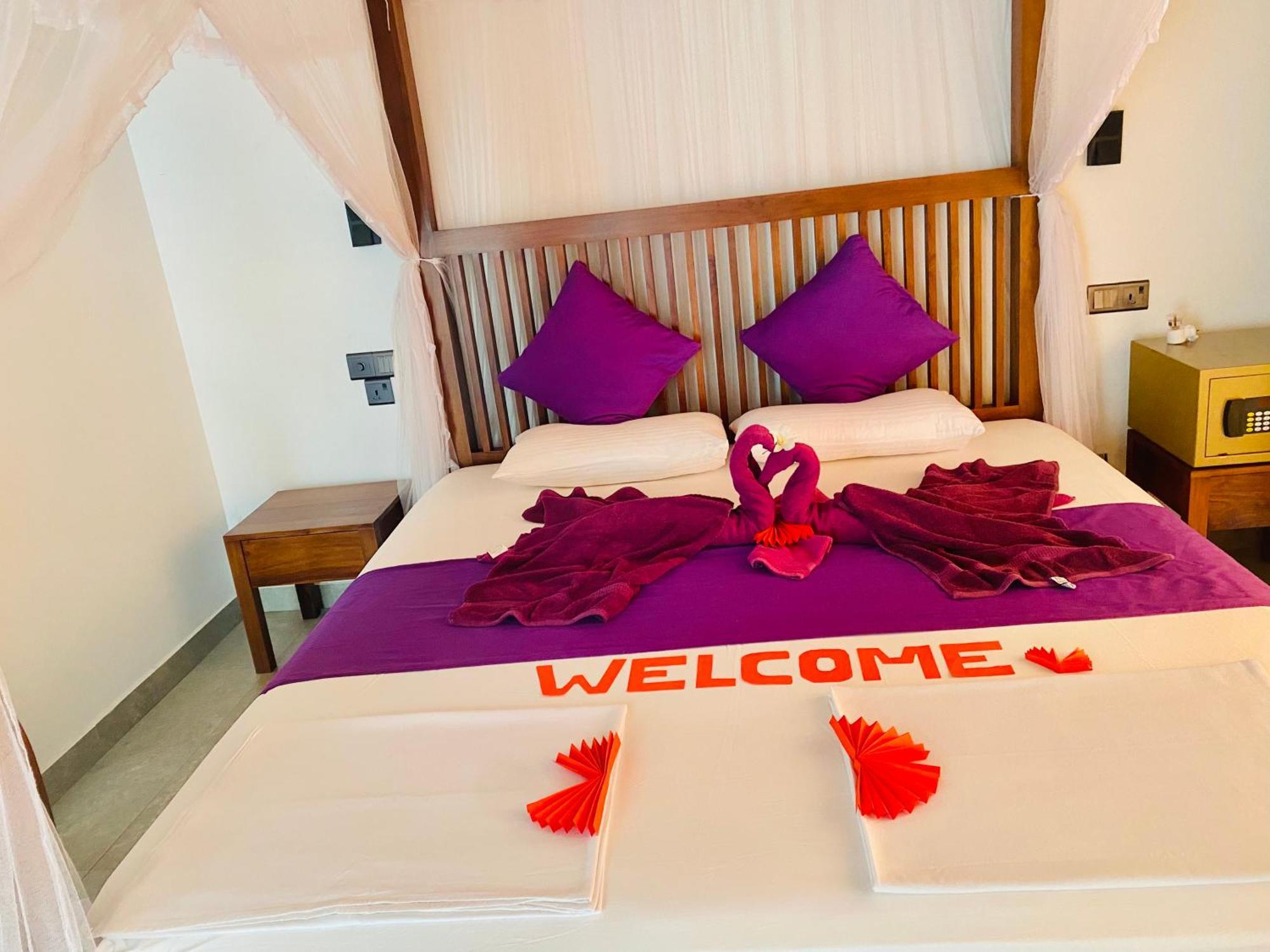 Villa Riverside Aluthgama Eksteriør billede