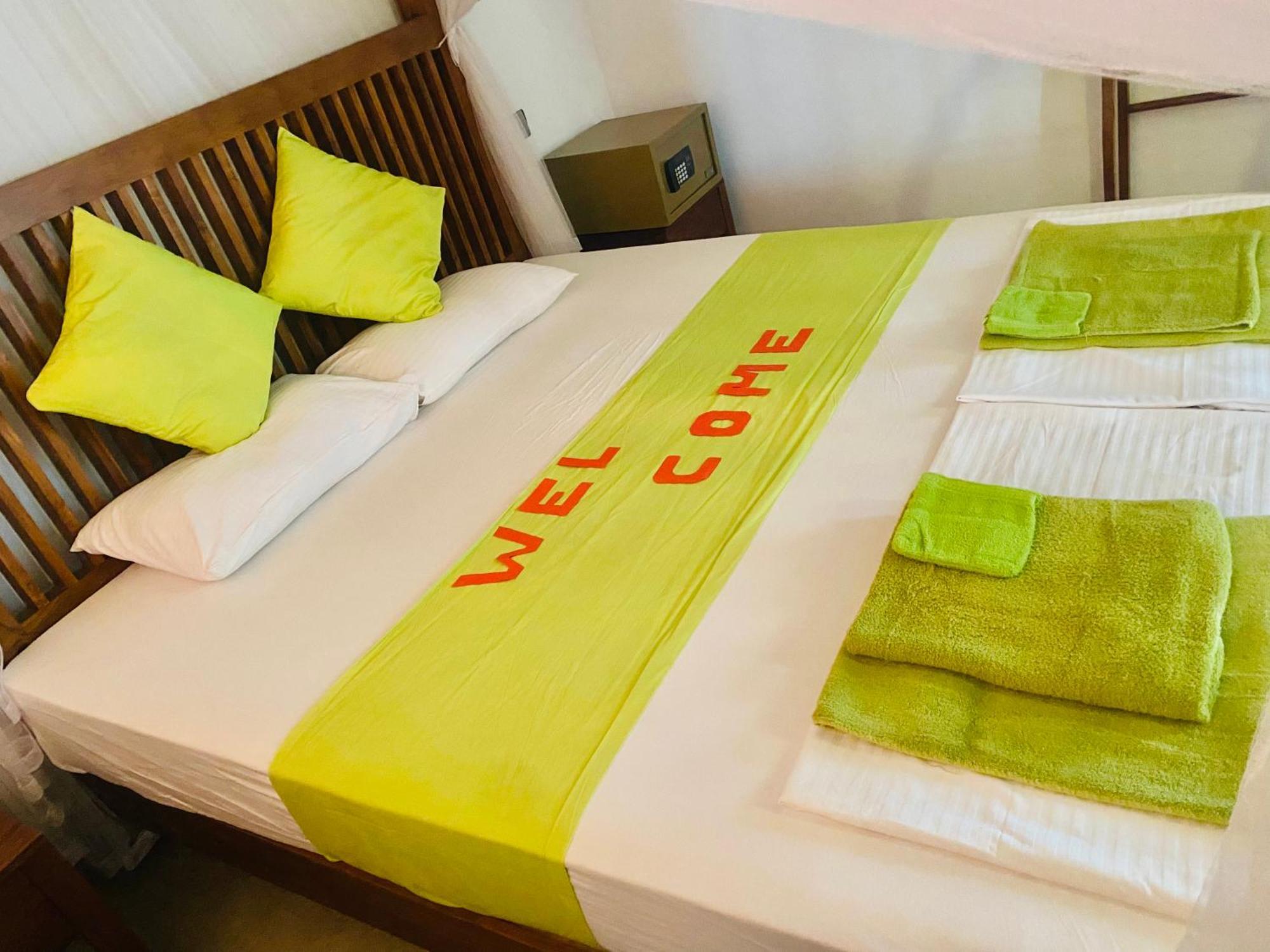 Villa Riverside Aluthgama Eksteriør billede