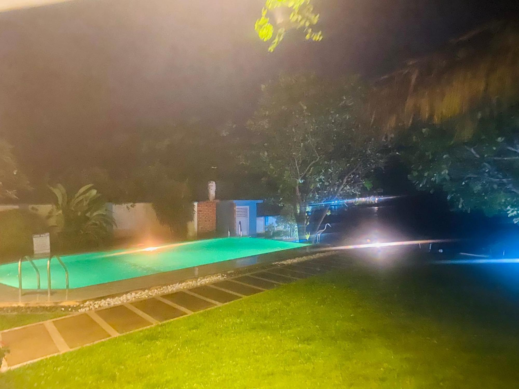 Villa Riverside Aluthgama Eksteriør billede