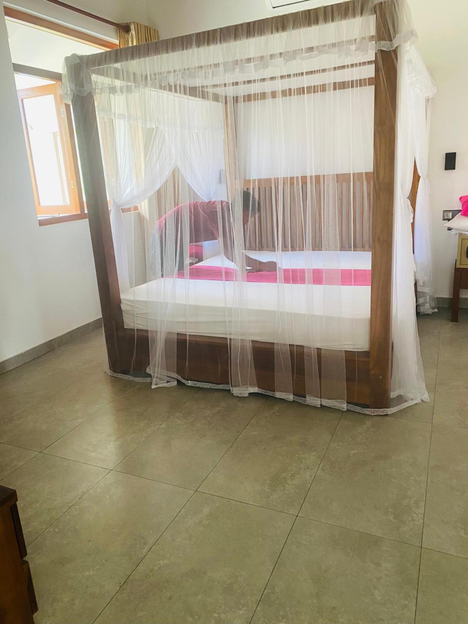 Villa Riverside Aluthgama Eksteriør billede