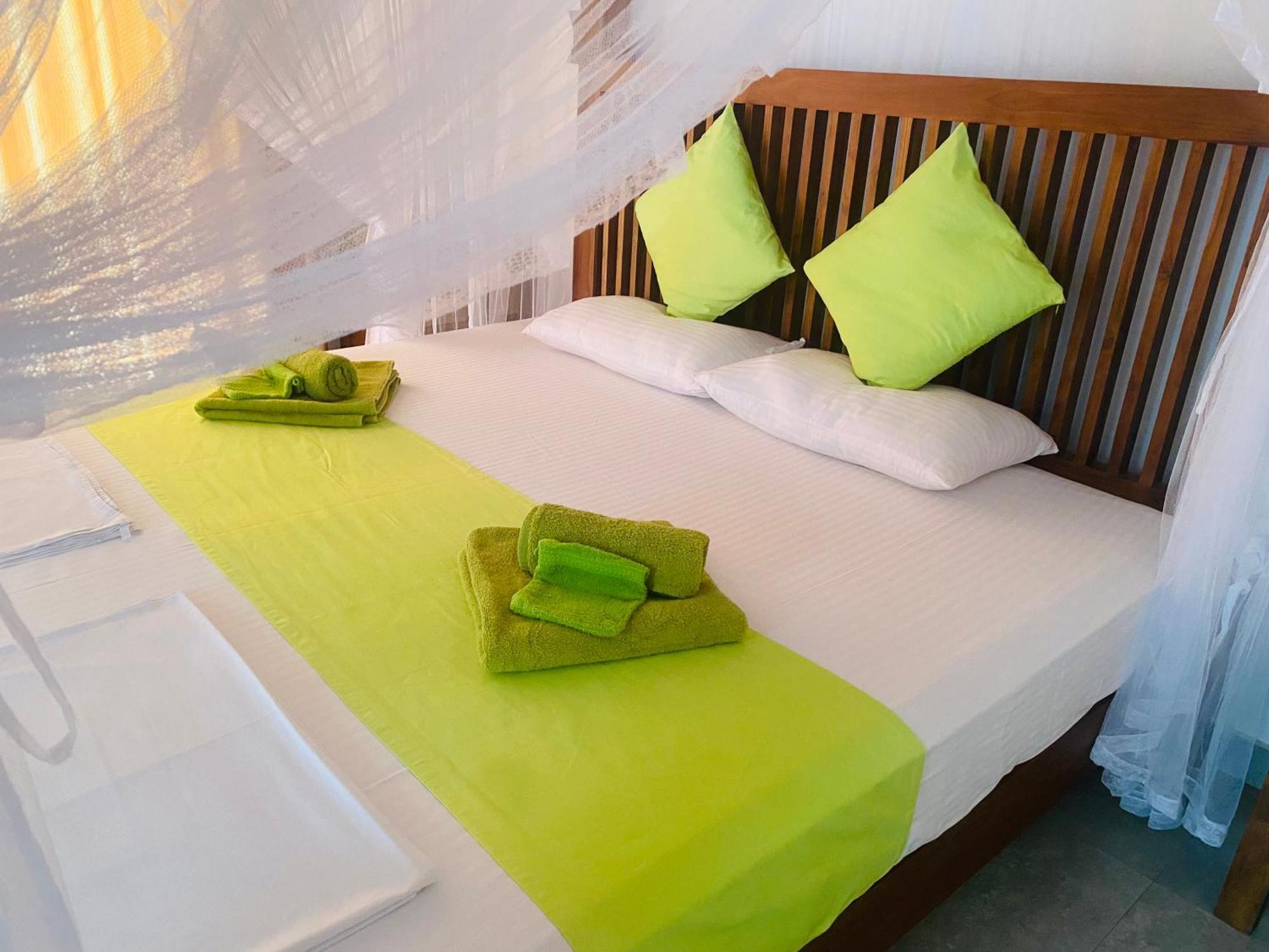 Villa Riverside Aluthgama Eksteriør billede