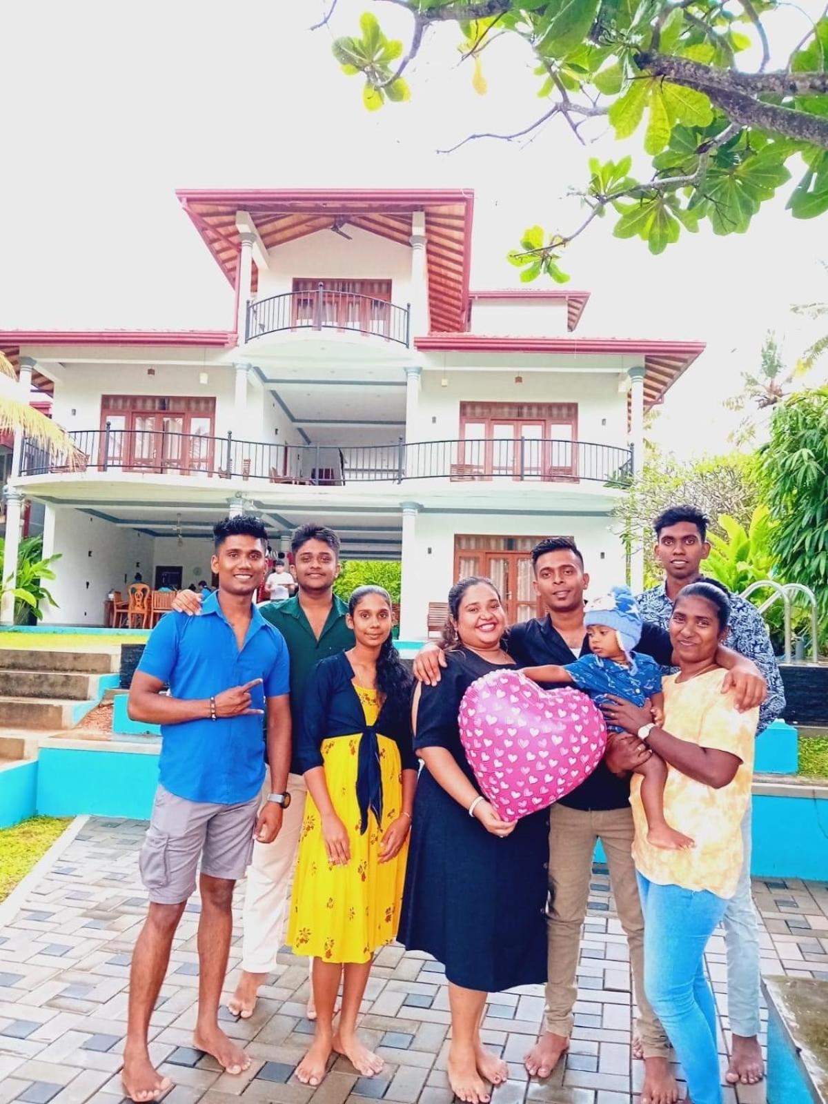 Villa Riverside Aluthgama Eksteriør billede